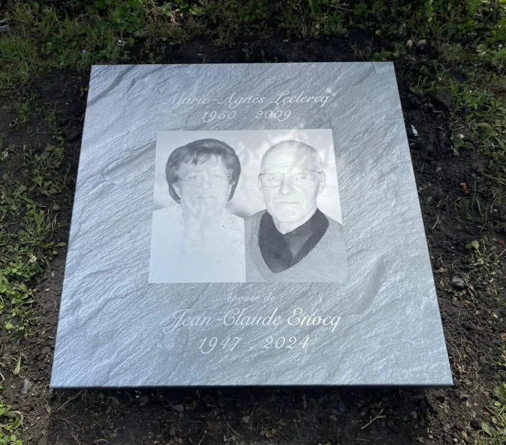 Réalisation de marbrerie funéraire (monument, gravure ou caveau) par les Pompes Funèbres Hennard à Hérin et Aubry-du-Hainaut – photo 7